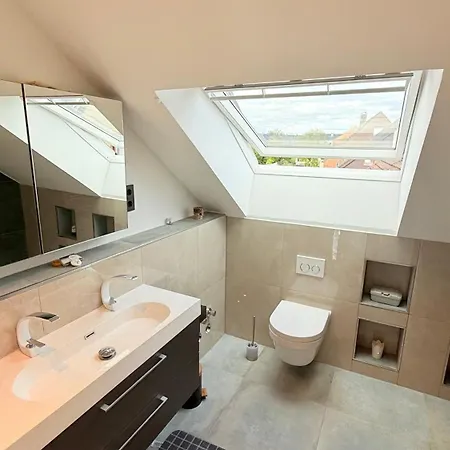 Skynest - Grosse Dachterrasse - Koeln & Duesseldorf Appartement